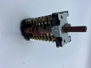 BEKO 7 POSITIONS COMMUTATOR MULTI- LEFT SIDE - 263900053