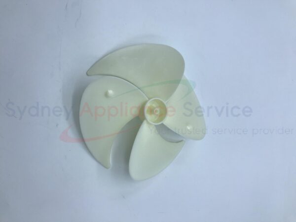 BEKO FRIDGES & FREEZERS AXIAL BLADE CCW_145MM (ROHS) - 4858340185 - 4858340185 - Part for  -  - Models: 