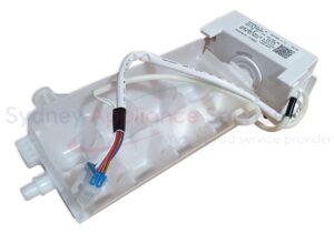 SAMSUNG FRIDGES & FREEZERS CASE ICE ASSY (CUBE) - DA97-22162A