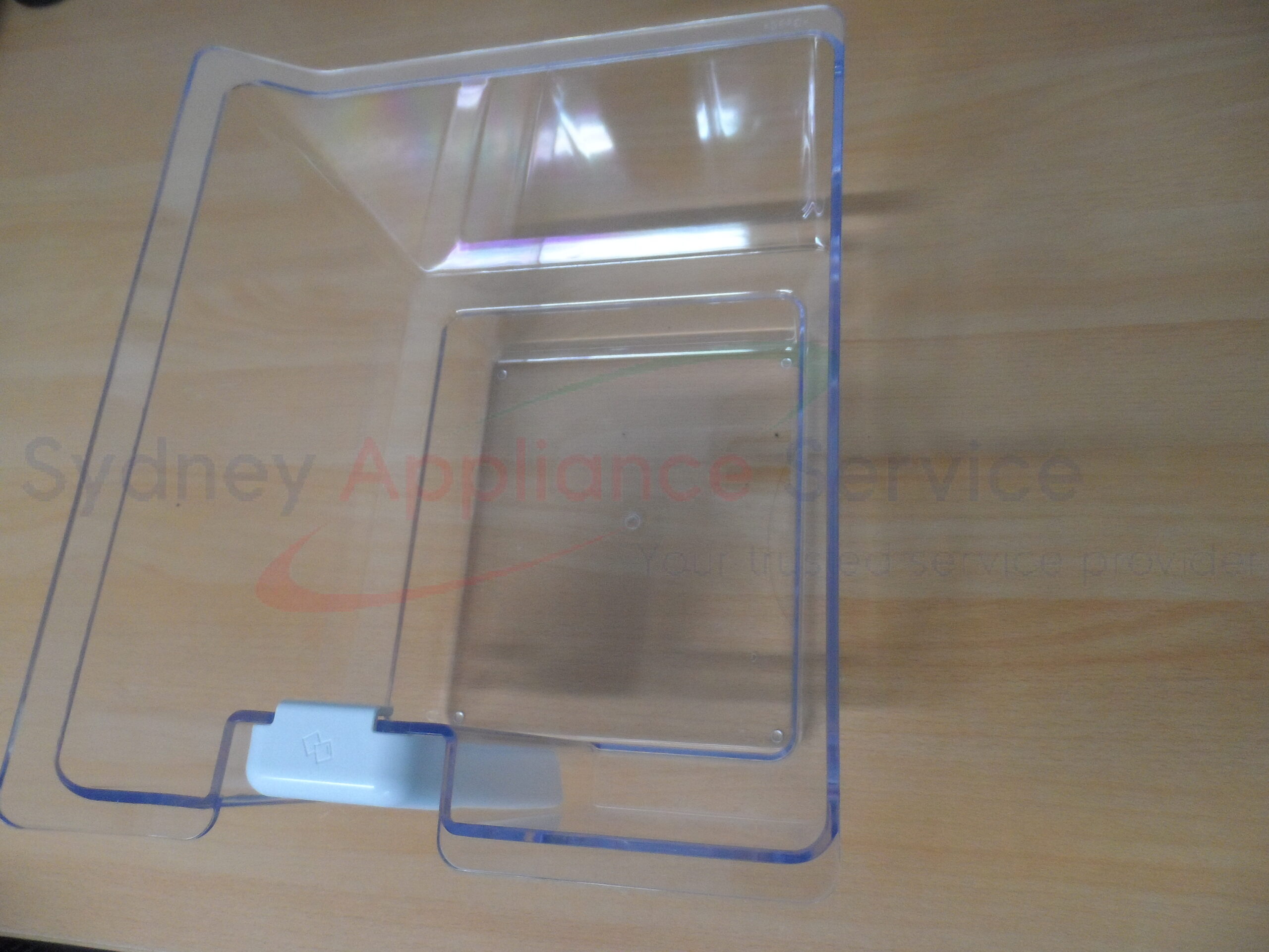 FISHER & PAYKEL FRIDGES & FREEZERS BIN AND SCOOP ASSY - 836886 - 836886 - Part for - - Models: 23204-B, 24162-A, 24410-A, E442BRXFDU5, E522BLXFDU4, E522BRMU, RF522ADUX5 FISHER & PAYKEL FRIDGES & FREEZERS BIN AND SCOOP ASSY - 836886 - 836886 - Part for - - Models: 23204-B, 24162-A, 24410-A, E442BRXFDU5, E522BLXFDU4, E522BRMU, RF522ADUX5