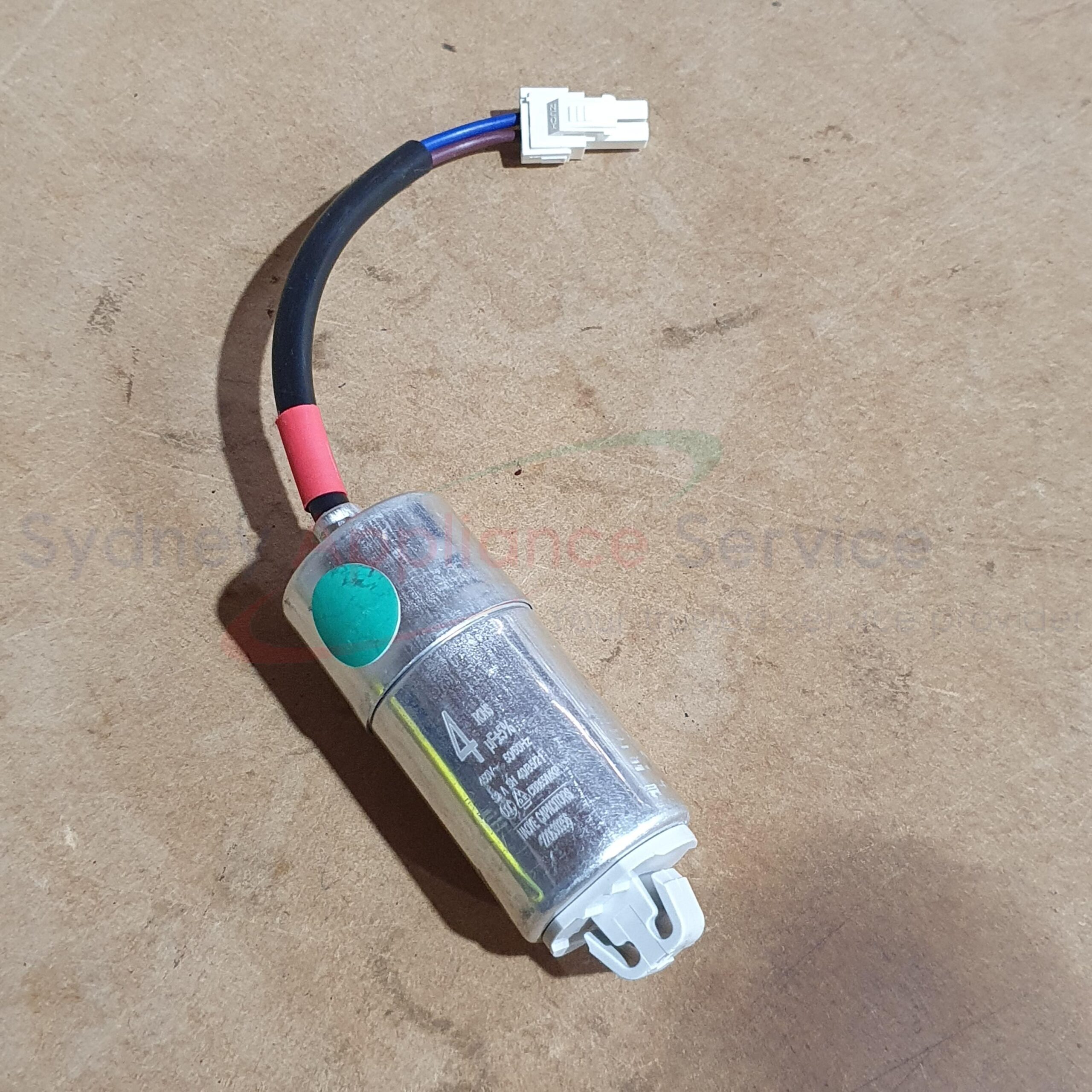 HISENSE FRIDGES & FREEZERS MOTOR CAPACITOR - K2265181 - K2265181 - Part for - - Models: BBB03, BBB05, BBB07, HRSBS632BW HISENSE FRIDGES & FREEZERS MOTOR CAPACITOR - K2265181 - K2265181 - Part for - - Models: BBB03, BBB05, BBB07, HRSBS632BW