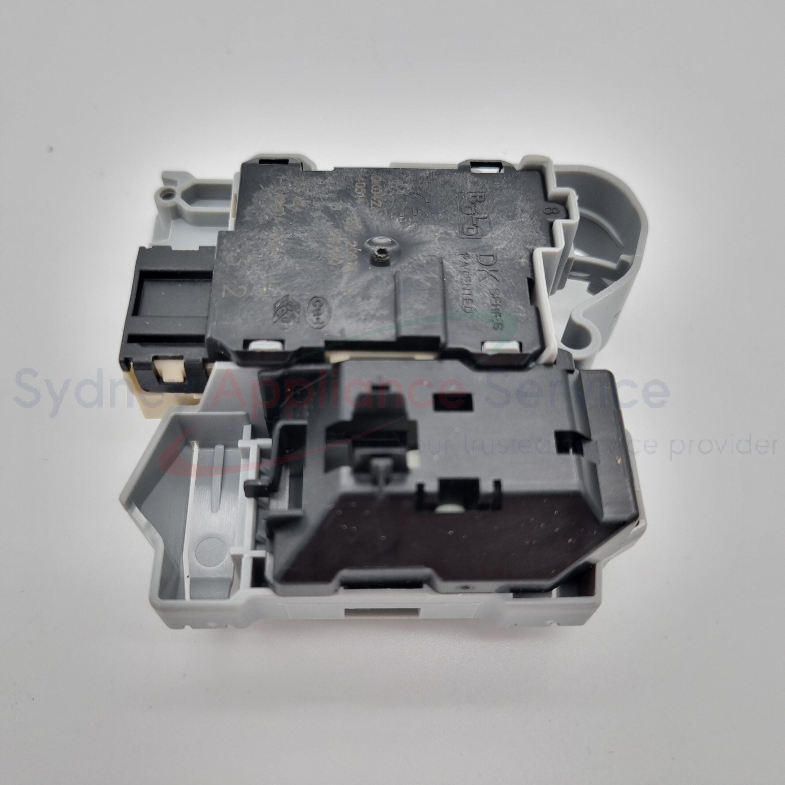 SAMSUNG WASHING MACHINE SWITCH DOOR LOCK - DC81-01477A - DC81-01477A - Part for - - Models: 0000, WW85T3040WW/SA SAMSUNG WASHING MACHINE SWITCH DOOR LOCK - DC81-01477A - DC81-01477A - Part for - - Models: 0000, WW85T3040WW/SA