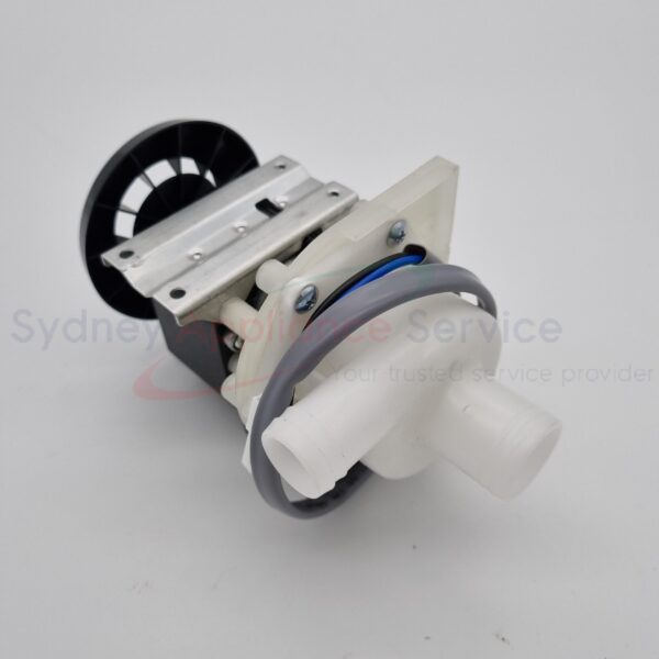 HITACHI WASHING MACHINE DRAIN PUMP ASSY (724) P 50HZ - PTSF-P180XWV 021 - PTSF-P180XWV 021 - Part for  -  - Models: SF-P130XWV, SF-P200XWV