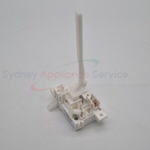 HITACHI WASHING MACHINE LID LOCK SWITCH (590V) - PTSF-80P 031