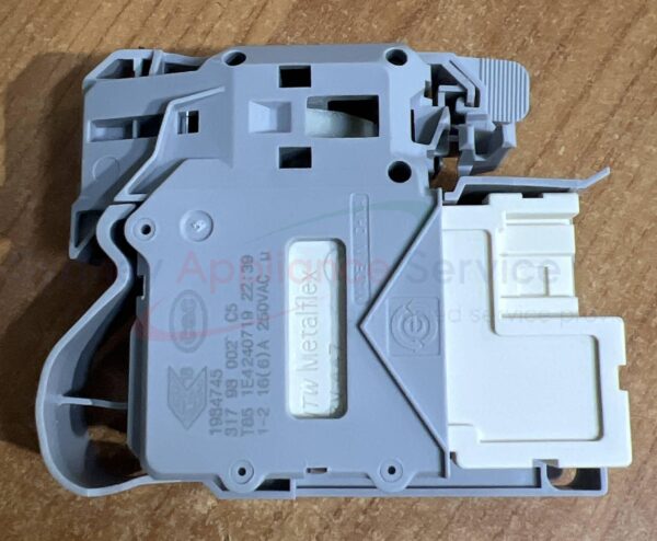 HISENSE WASHING MACHINE DOOR LOCK - K1984745 - K1984745 - Part for  -  - Models: 000AUH, 000AUH, 003AUH1, 003AUH2, HCF7S1014B, HWF3S7514W2, HWF3S8514, HWF5S1214, HWF8I1015B, HWFS1015AB, HWFS1015E, HWFS1214PB, HWFS7514S, HWFS8014AB, HWFS8514E, HWFY1014, HWFY7514, HWFY8514, HWFY9514, LVT001AUH, W901U, WA13R