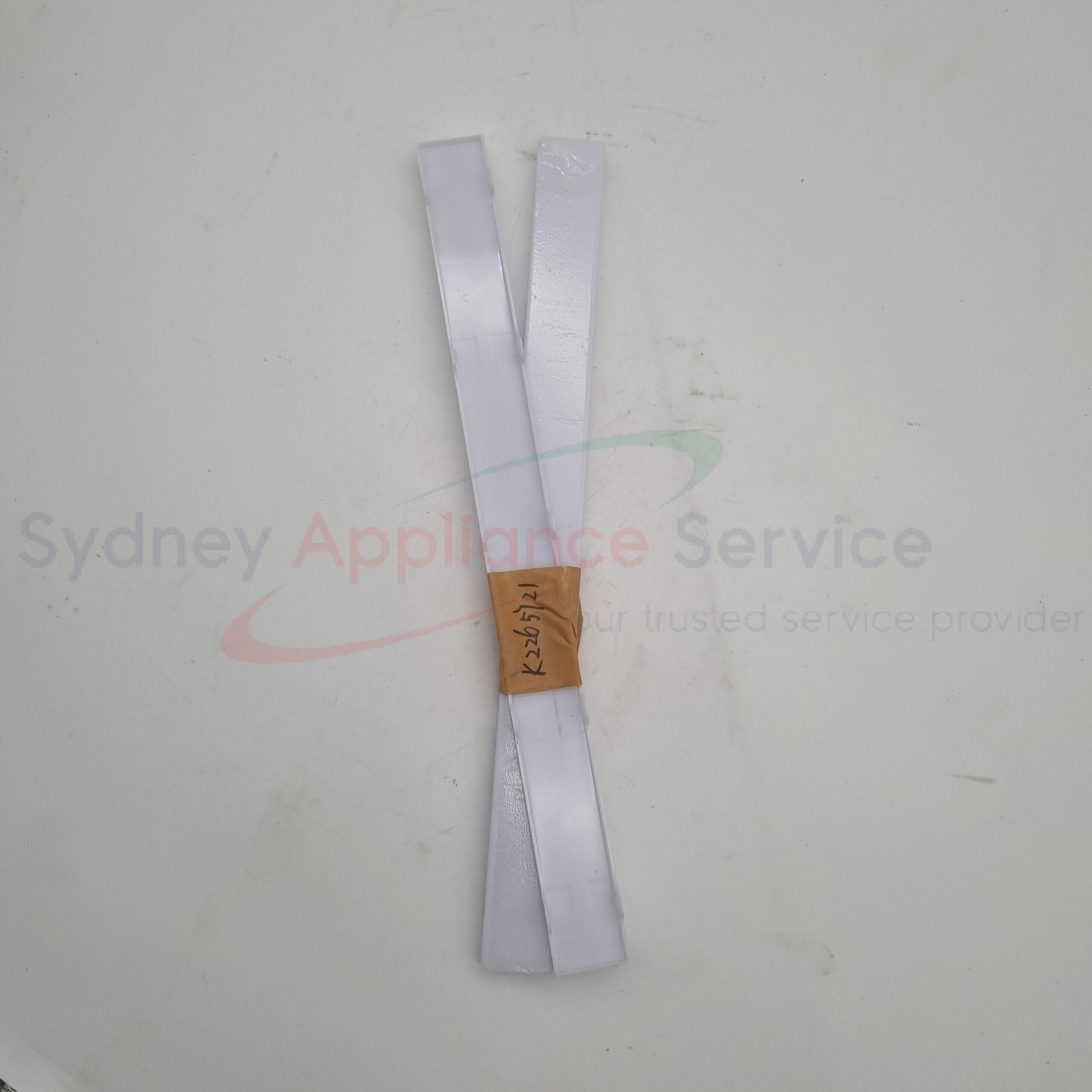 HISENSE FRIDGES & FREEZERS LAMP COVER - K2265721 - K2265721 - Part for - - Models: B32U2, B47BX, B484L, B4F5W, B4F6A, B4F6Z, B4Q4X, B4WXE, B4X3K, B4X3Q, B4X3T, B4X52, B5DTE, B64CQ, B6BGF, B6BGJ, B6HFM, B6HTF, B6T7C, B6T7M, B6ZLG, B6ZLH, B6ZPX, B787K, B7JU2, B7JU7, B7KDX, B7KE4, B7NJR, B7UJ7, B88JR, B8GQ2, B8GQ3, B8GR9, B8GRB, B8KRQ, B8KSD, B8YSU, B8YSV, B8YTC, B91X2, B91X4, B9BBA, B9CAE, B9E8A, B9G0G, B9G1B, B9G1D, B9L3N, B9L52, B9M1F, B9P2L, BAURC, HC4(HAB1), HRBM500TBW, HRBM503E, HRBM503S, HRCD483E, HRCD483G, HRCD483TBW, HRCD483TS, HRCD483TSW, HRFD535BW, HRWC46, J5098 HISENSE FRIDGES & FREEZERS LAMP COVER - K2265721 - K2265721 - Part for - - Models: B32U2, B47BX, B484L, B4F5W, B4F6A, B4F6Z, B4Q4X, B4WXE, B4X3K, B4X3Q, B4X3T, B4X52, B5DTE, B64CQ, B6BGF, B6BGJ, B6HFM, B6HTF, B6T7C, B6T7M, B6ZLG, B6ZLH, B6ZPX, B787K, B7JU2, B7JU7, B7KDX, B7KE4, B7NJR, B7UJ7, B88JR, B8GQ2, B8GQ3, B8GR9, B8GRB, B8KRQ, B8KSD, B8YSU, B8YSV, B8YTC, B91X2, B91X4, B9BBA, B9CAE, B9E8A, B9G0G, B9G1B, B9G1D, B9L3N, B9L52, B9M1F, B9P2L, BAURC, HC4(HAB1), HRBM500TBW, HRBM503E, HRBM503S, HRCD483E, HRCD483G, HRCD483TBW, HRCD483TS, HRCD483TSW, HRFD535BW, HRWC46, J5098