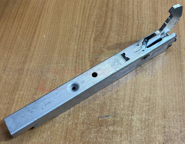 HAIER OVEN HINGE DOOR - 793304 - 793304 - Part for  -  - Models: 61758-A, HWO90S10EX2