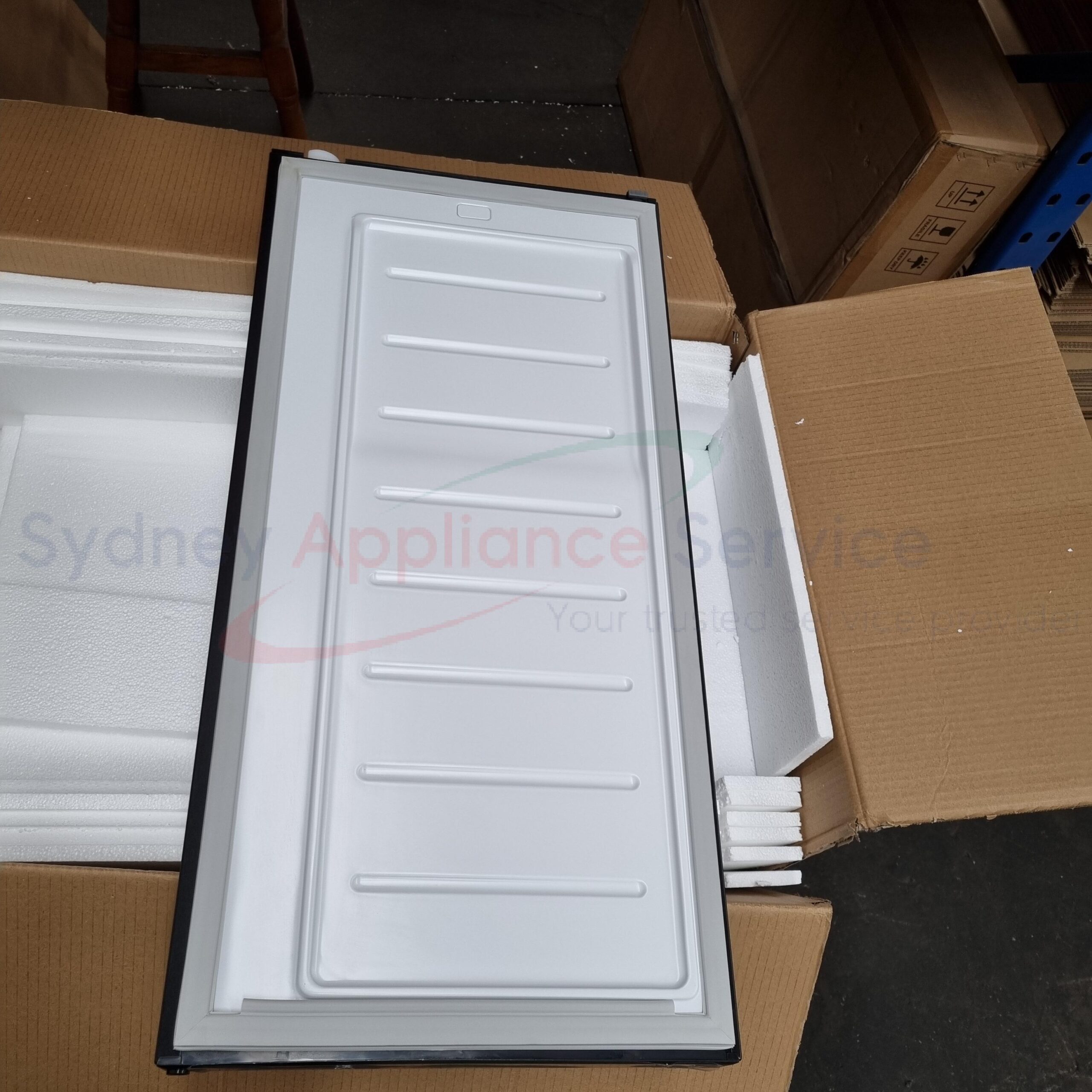 HISENSE F-ROOM DOOR - K4116132 - K4116132 - Part for - - Models: BB0MB, BB5PV, BCSZS, BCUNB, HRCD454BW HISENSE F-ROOM DOOR - K4116132 - K4116132 - Part for - - Models: BB0MB, BB5PV, BCSZS, BCUNB, HRCD454BW