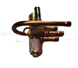 SAMSUNG AIR CON 4 WAY VALVE - DB62-05701A