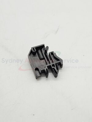 FISHER & PAYKEL RETAINER DOOR GLASS - 574832