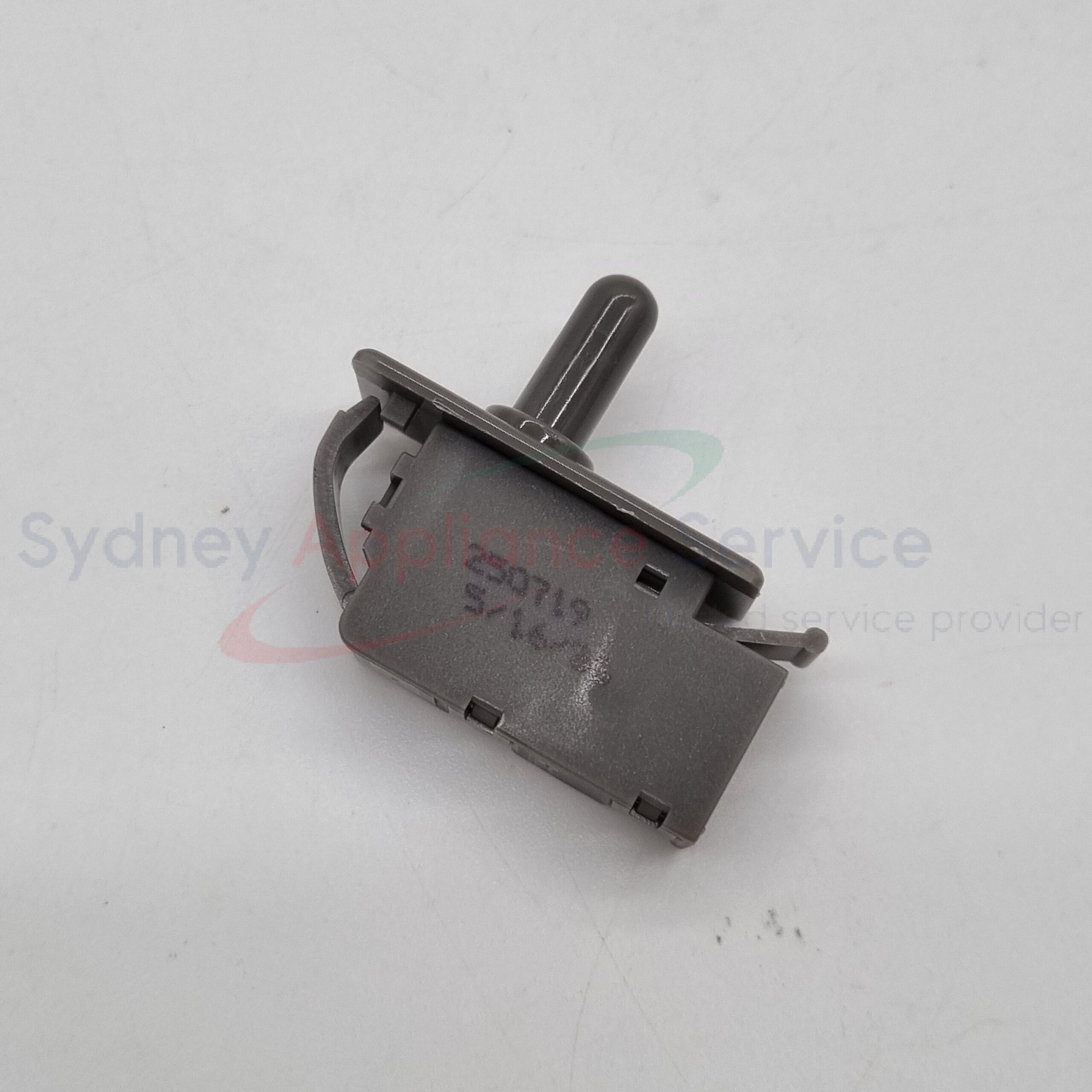 HISENSE FRIDGES & FREEZERS DOOR SWITCH - K1973938 - K1973938 - Part for - - Models: B46CU, B4Q4X, B4X3T, B4X5G, B5SS1, B609P, B6BGY, B6T8E, B7KED, B7S7T, B8GQB, B8HLW, B8NE5, B8U35, B9P2E, B9P2G, BBB03, BBB05, BBB07, HC4(H1), HRCD640TSW, HRFD535BW, HRSBS540BW, HRSBS540SW, HRSBS632BW, HRSBS633BW, HRSBS649SW HISENSE FRIDGES & FREEZERS DOOR SWITCH - K1973938 - K1973938 - Part for - - Models: B46CU, B4Q4X, B4X3T, B4X5G, B5SS1, B609P, B6BGY, B6T8E, B7KED, B7S7T, B8GQB, B8HLW, B8NE5, B8U35, B9P2E, B9P2G, BBB03, BBB05, BBB07, HC4(H1), HRCD640TSW, HRFD535BW, HRSBS540BW, HRSBS540SW, HRSBS632BW, HRSBS633BW, HRSBS649SW